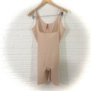 SPANX OnCore Open-Bust Mid-Thigh Nude Bodysuit Size XL